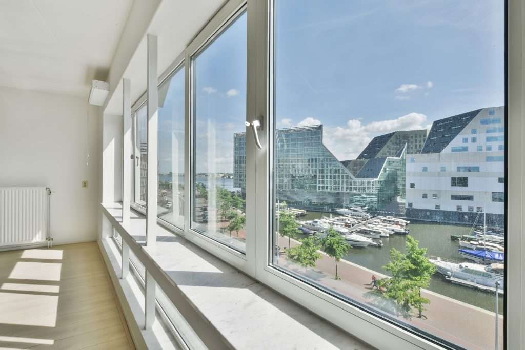 Ventanas de PVC vs. aluminio ¿Cuál es la mejor opción para tu vivienda